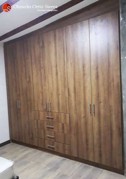 Closet Grande