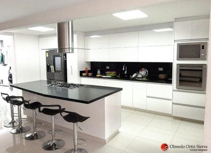 Cocina Integral Moderna Con Isla