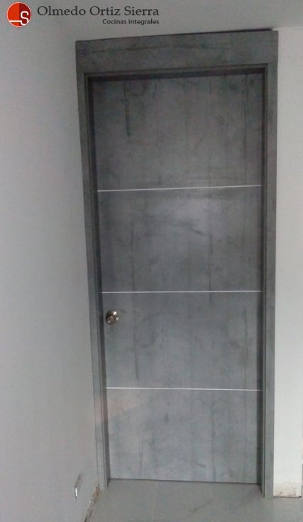 Puerta Moderna