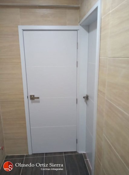 Puertas Blancas