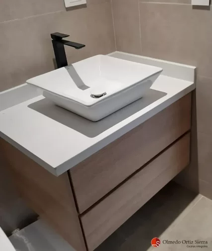 Mueble De Baño En Madera